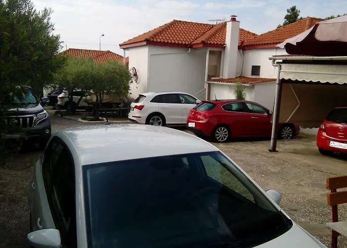 Dimos Hébergement de vacances *