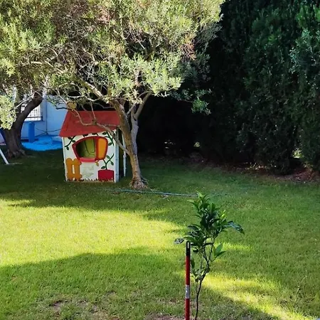 Dimos Holiday home *
